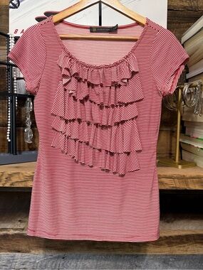Outback Red Red & White Striped Ruffle Front Short Sleeve Top